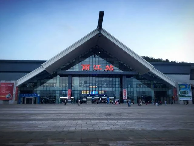 合肥到麗江物流專(zhuān)線(xiàn)|合肥到麗江貨運搬家搬廠(chǎng)